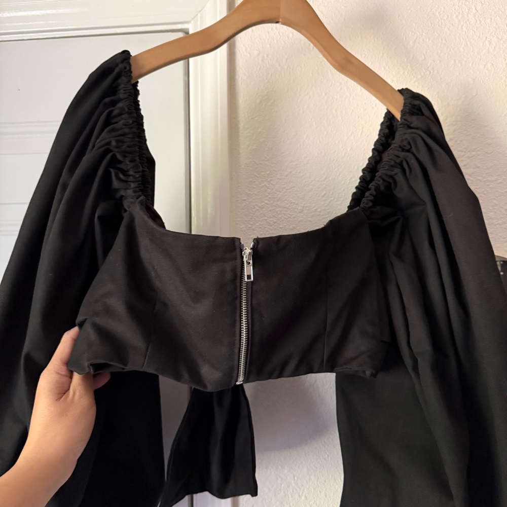 MEGAN RENEE black‎ tie front square neck puff long sleeve cropped blouse top - Picture 4 of 5